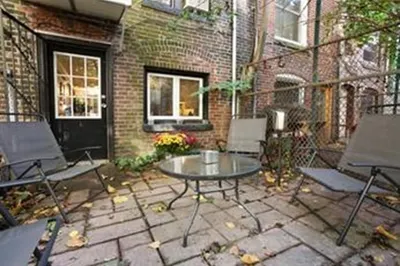 16 Greenwich Street #1 1
