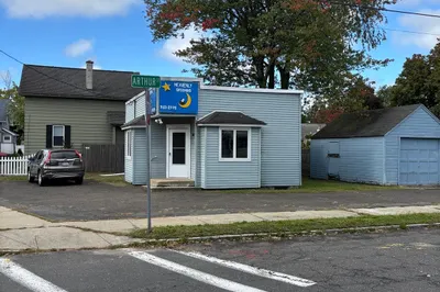 1648 Carew St 1