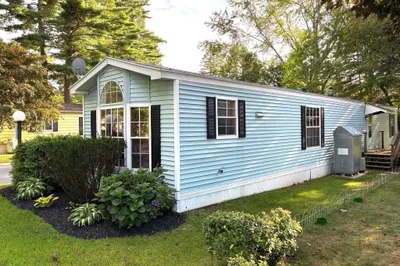 8a Lisa Cir 1