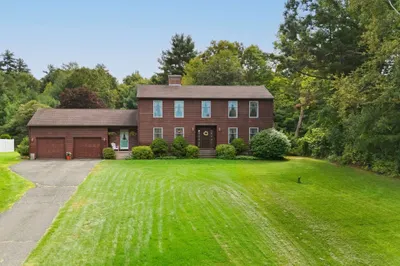 9 Labrie Lane 1