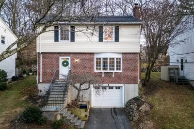 162 Hackensack Rd 1