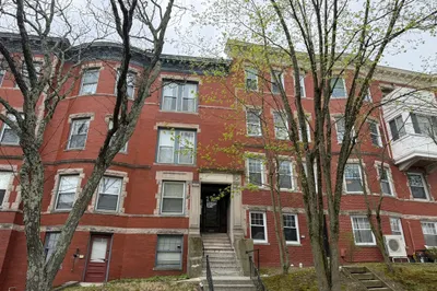 96 Winthrop Rd #2 1