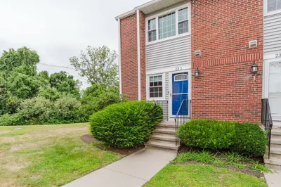 41 Foundry Street #23-1