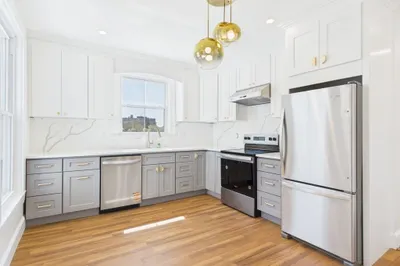 81 Washington St #3 1
