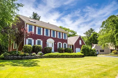 28 Harvestwood Dr 1