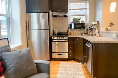33 Anderson Street #6