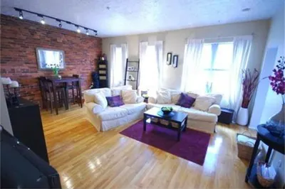 328 Commercial Street #42