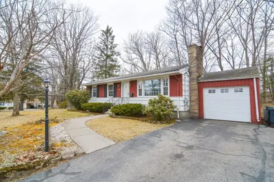 28 Ridgewood Rd 1