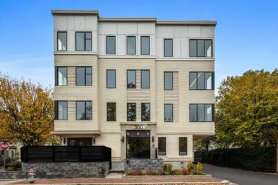 300 Franklin Street #2