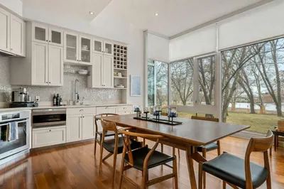 975 Memorial Drive #210 1