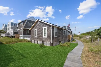 63-a Taylor Ave