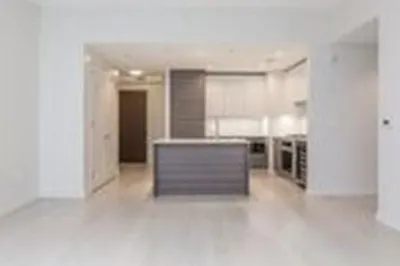 1 Franklin St #1012