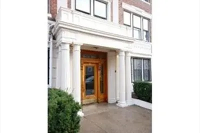 21 Sutherland Rd #12A