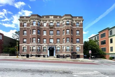 8 Langmaid Ave #21