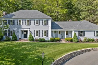 65 Farley Pond Ln 1