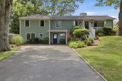 30 Crocker Rd 1