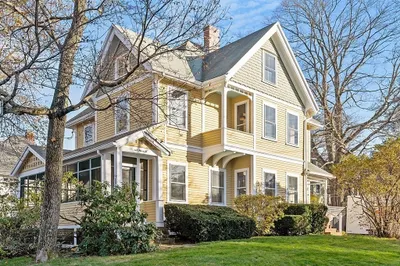 167 Porter St 1