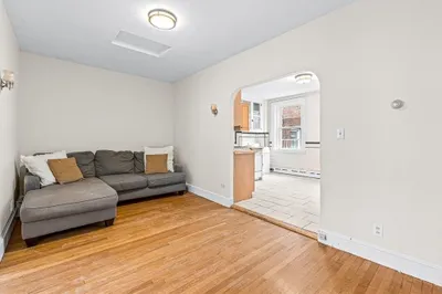 94 Prince Street #3