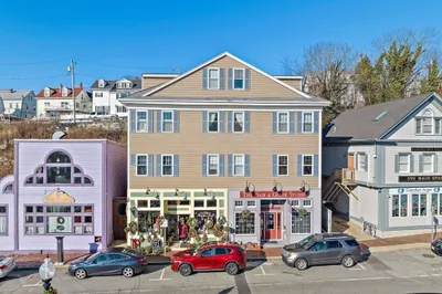 274 Main St #6 1