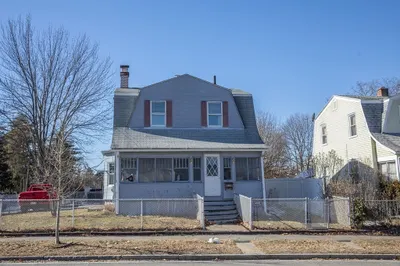 118 Oak St 1