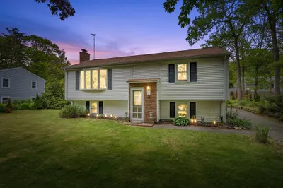 110 Old Great Neck Rd