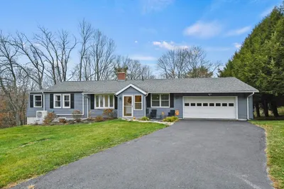 20 Westview Rd