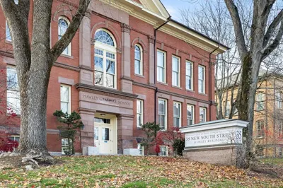 35 New South St #307 1