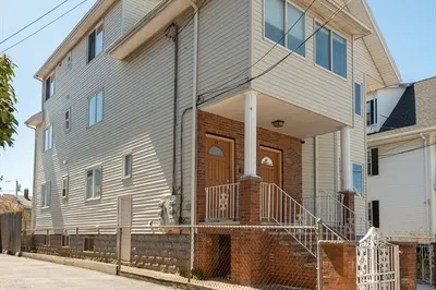 19 Stuart St 1