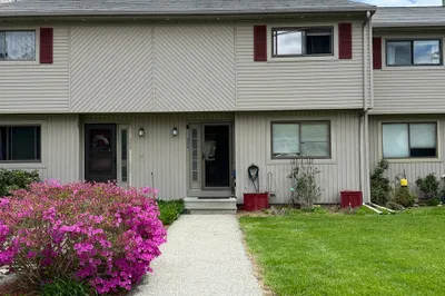 28 Southbridge Rd #304