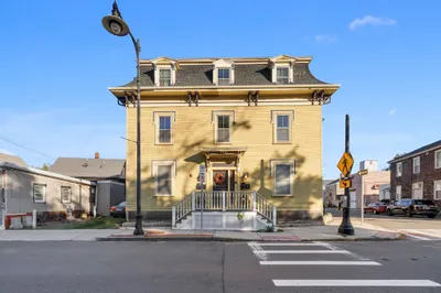 47 Bridge St #1 1