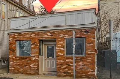 722 Eastern Ave 1