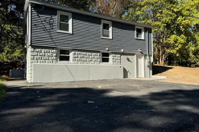 66 Brigham Hill Rd