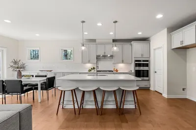 27 Germain Way #04 1