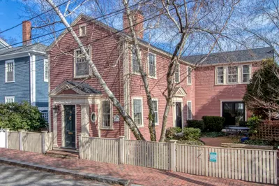 1 1/2 Cambridge Street