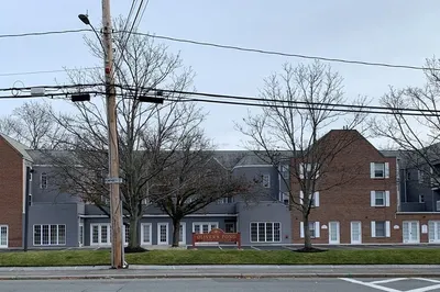 216 Humphrey Street #112 1