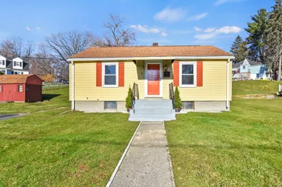 3 Carpenter Avenue