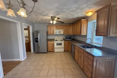 525 Proctor Ave #1 1