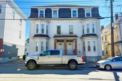 834 Central St 1