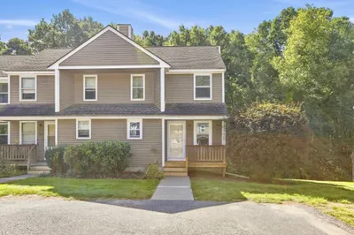 79 Pennacook Dr #22 1