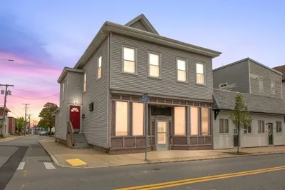 193-195 Winthrop St 1