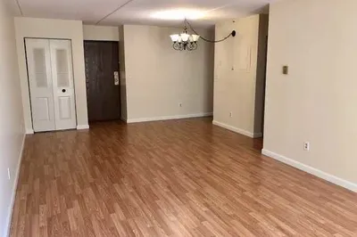 288 Main St #305 1