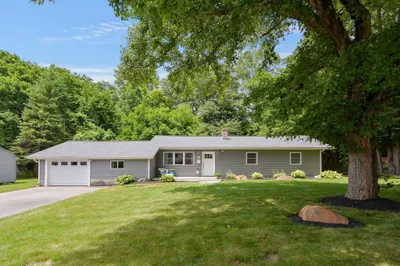 4 Malquinn Dr 1