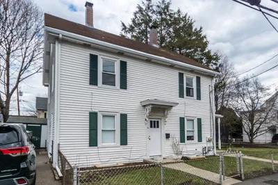 10 Foundry Avenue #10 1