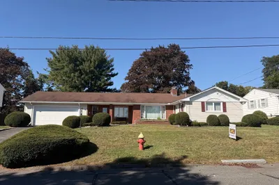 171 Huron Ave 1
