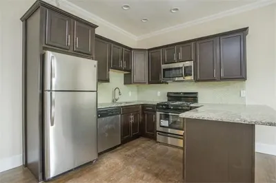 27 Lamartine St #2
