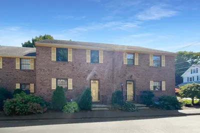152 Walnut St #152 1