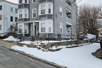 49 Spruce St