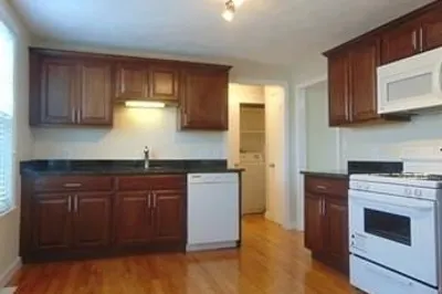 178 Oliver St #1