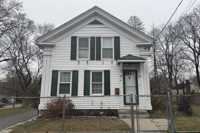 16 Barber St