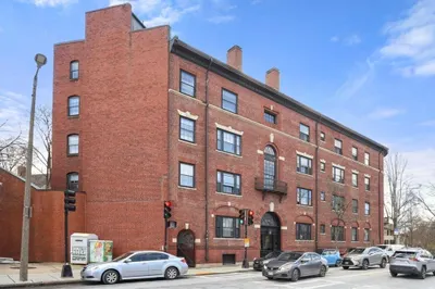 754 Centre Street #9